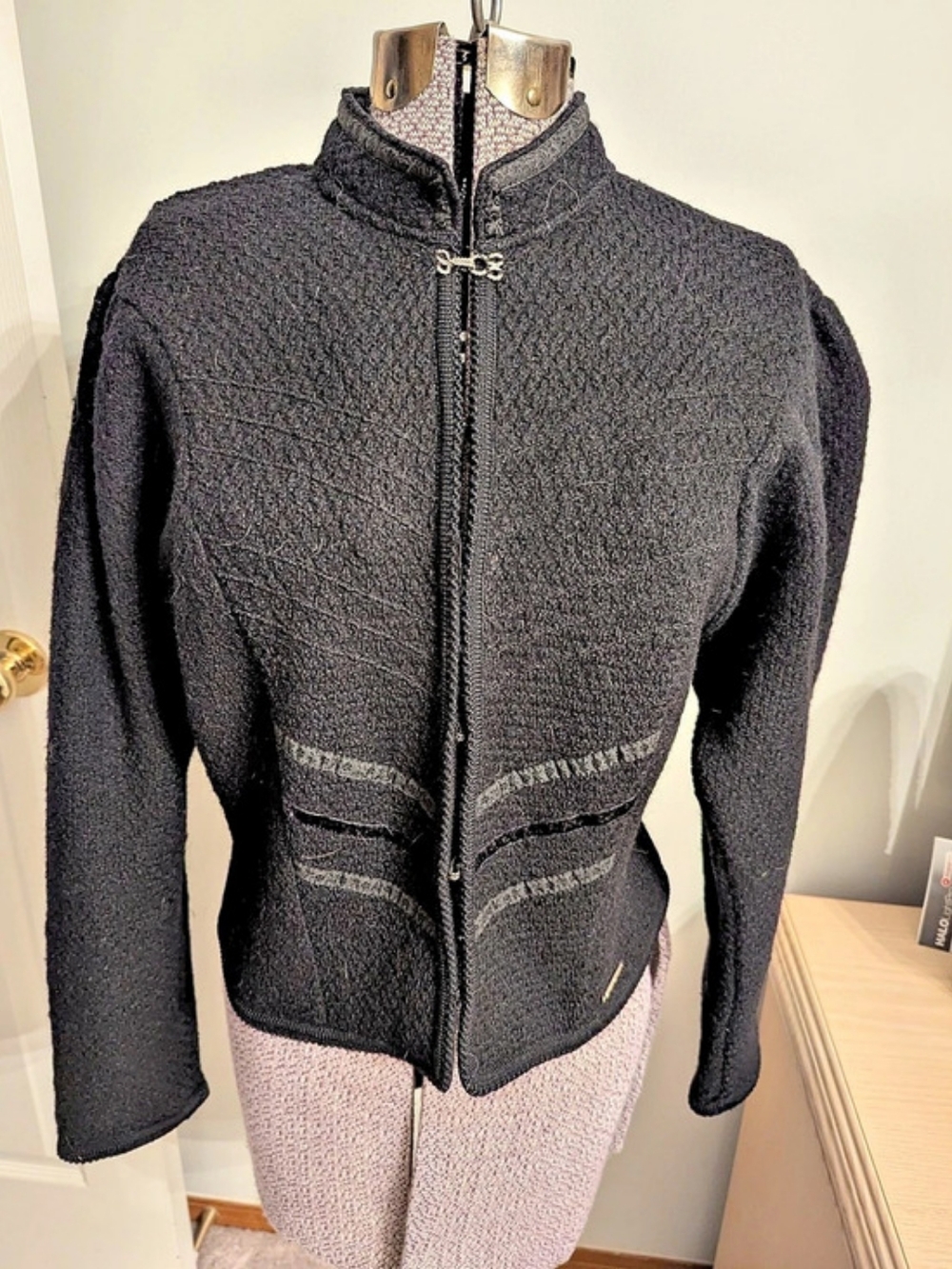 Geiger Black Wool Jacket Size 38